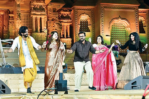 Hampi Utsav Sandalwood Actors Dance