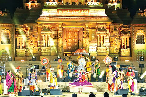 Hampi Utsav Srikrishnadevaraya Nrutya Rupaka
