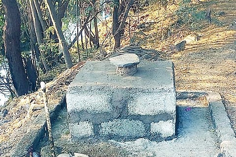Karatagi borwell