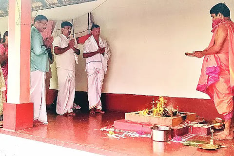 Kdb_Athur Temple