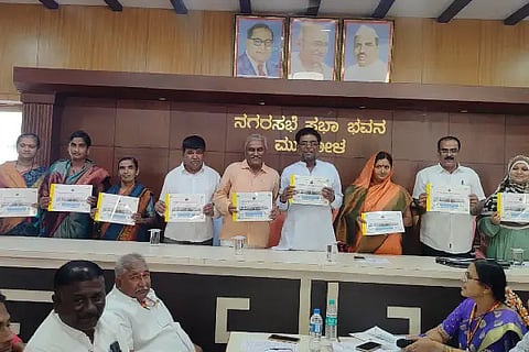 Rs 14.60 lakh savings budget