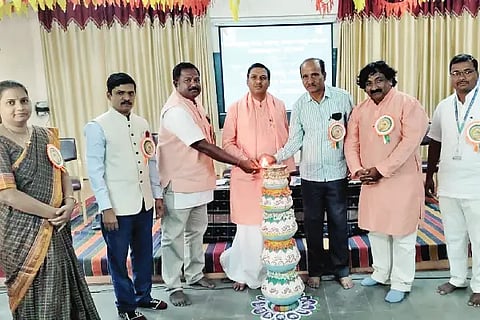The contribution of Jain poets to Old Kannada is immense.