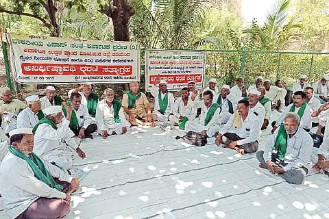 The indefinite strike has completed its 2nd day.