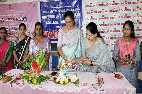 WOMENS DAY