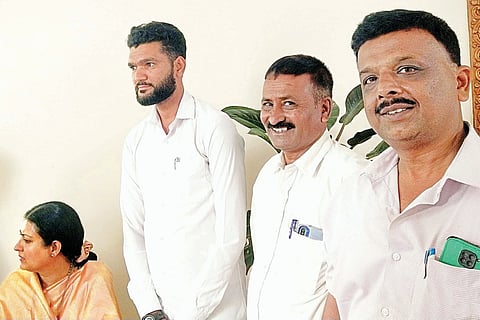 dvg-manavi_20250305003219422.jpg