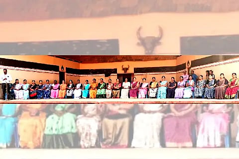 mahila dinacharane