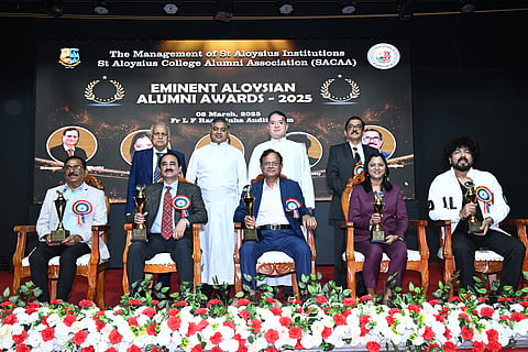 mng-12mar-award