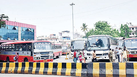 news-3-sub-urban-ksrtc-bus-stand