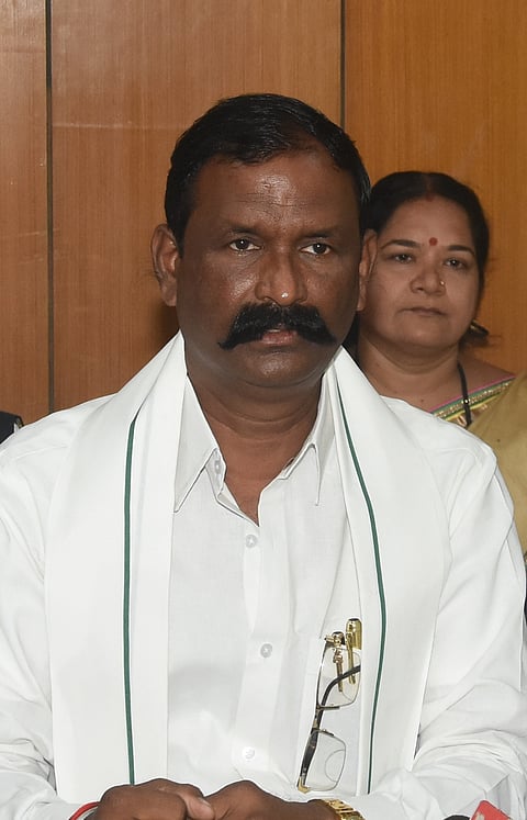 1 vikram 6