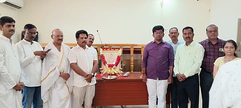 10 MANJU 13