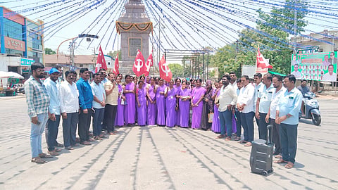 district koppal hostel workers celebration minimum wage