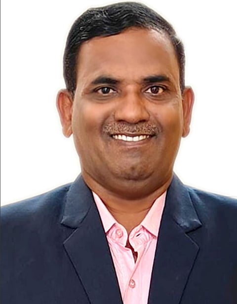 DR.DURUGESH