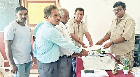ಕಾಡು ಪ್ರಾಣಿಗಳ ಉಪಟಳ ತಪ್ಪಿಸಲು ಮನವಿ