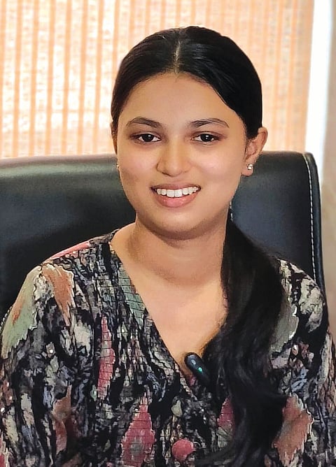 8BGV_MANJU2