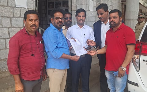 Appeal for grant of ten crores Mandya
