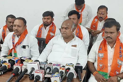 BJP PRESS MEET JANAKROSHA