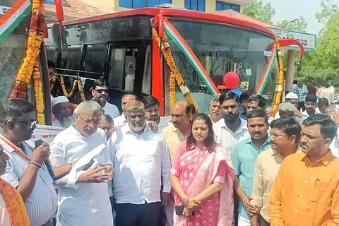 City bus service begins