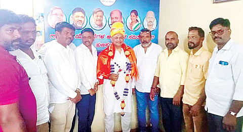 HUN-APR-13-2(GURANTEE YOJANE MEETING)