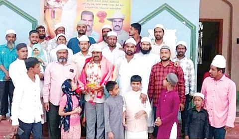 ಸೈಯದ್ ಕಬೀರ್‌ವುದ್ದೀನ್ ನಿವಾಸಿಗಳಿಂದ ಸನ್ಮಾನ