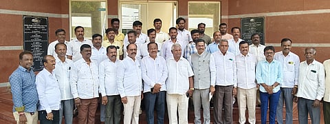 Maadiga Dandoora Sabhe