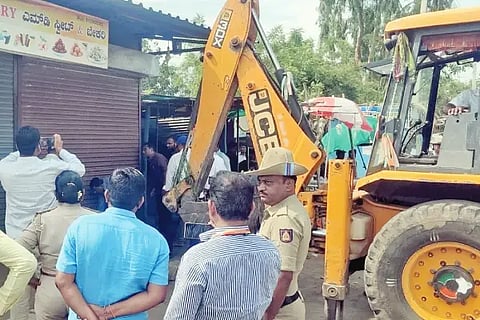 Officials cleared the occupied building