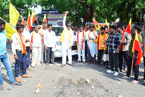 Protest lead by Watal Nagaraj Mandya