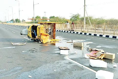 Vehicle overturned after being hit by a lorry