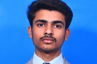 dvg-N.-RAVIKIRAN-siddaganga.jpg