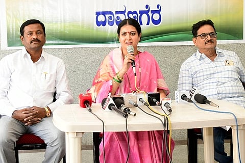 dvg-mp-press-meet.jpg
