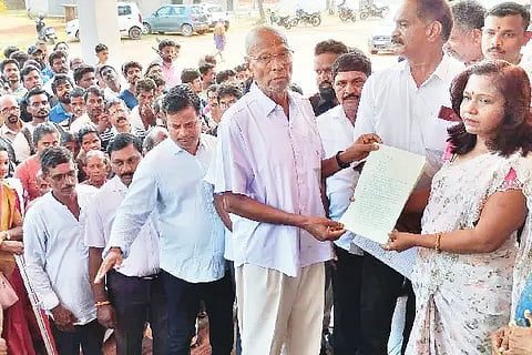 manavi