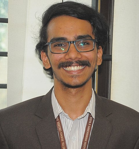 01 - AYUSH JOGLEKAR - ENGG - 789