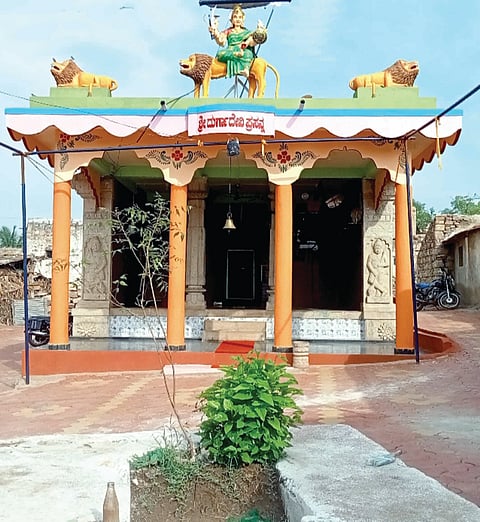 15Mamadapur1