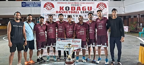 ಹೂಫ್ ಸ್ಟಾರ್ ಪೊನ್ನಂಪೇಟೆ ತಂಡ.