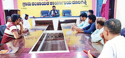 meeting of Kayaka brothers
