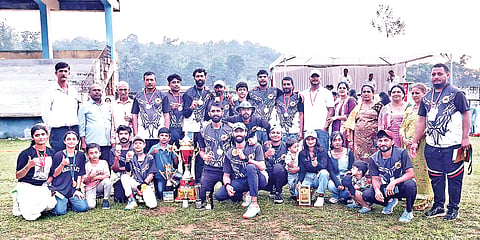 ಪೊನ್ನುಕಂಡ ತಂಡ ಚಾಂಪಿಯನ್