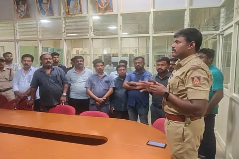 8hos1 varahi