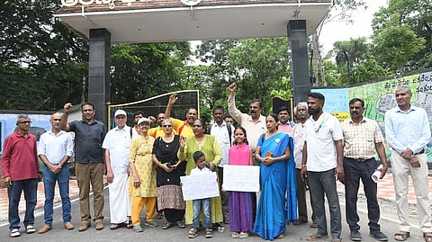 ACF permits tree felling in Mysore Environmentalists protest
