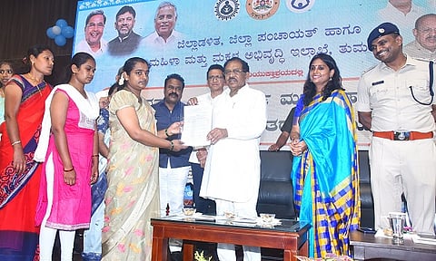 Anganwadi_Workers
