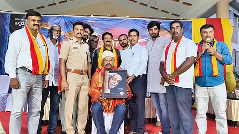 Dialogue on bilingual policy Mandya
