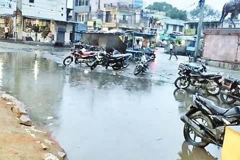 Dirty water collection, fear of epidemic