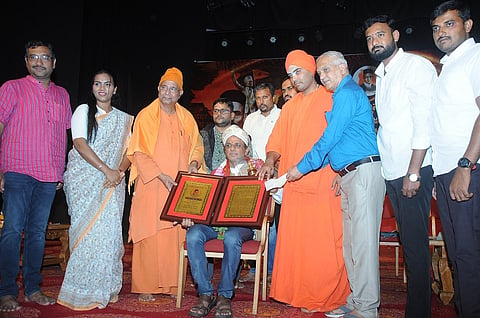 Dr. Veera Savarkar Savman award to GB Harish