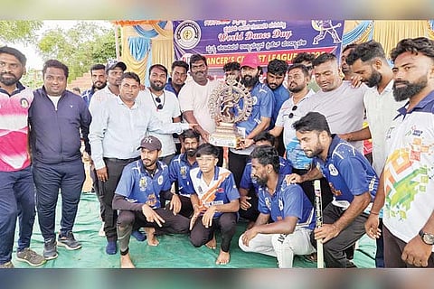 Gangavathi world dance day cricet trunment