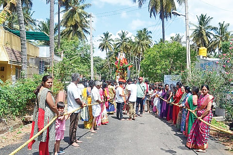 ಲಕ್ಷ್ಮೀನರಸಿಂಹಸ್ವಾಮಿ ರಥೋತ್ಸವ ಸಂಭ್ರಮ