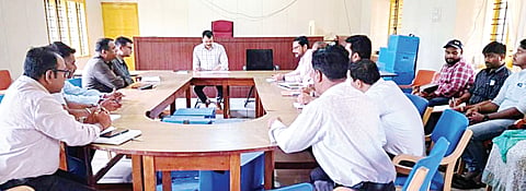 ಮಳೆ ಹಾನಿ ಪರಿಹಾರಕ್ಕೆ ಕ್ರಮವಹಿಸಿ