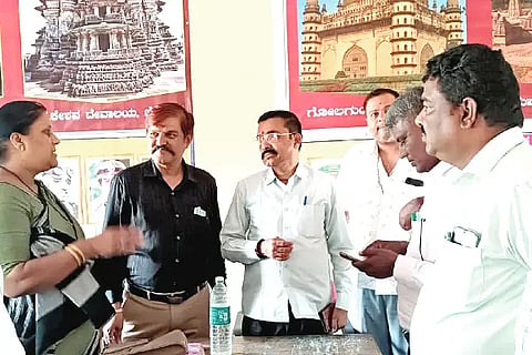 Increase enrollment of government schools