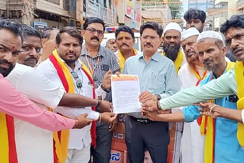 Karave Gaja Sena's anger against Kamal Haasan