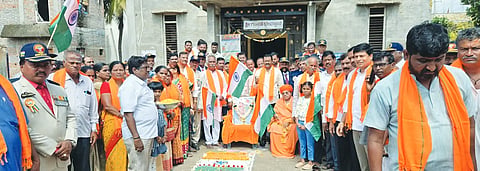 NVL TIRANGA YATRE