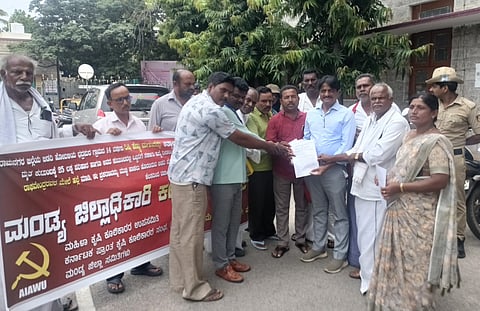 Provincial agricultural laborers protest Mandya