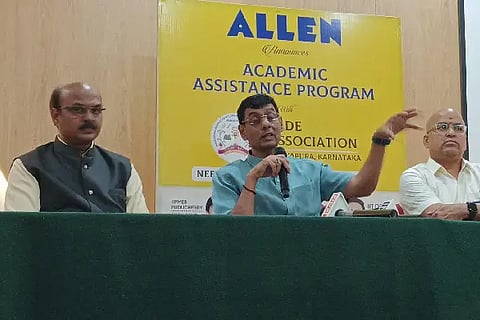 SUNILGOUDA PATIL PRESS MEET ALLEN