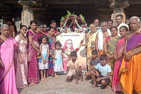 Shankaracharya's palanquin festival, portrait procession